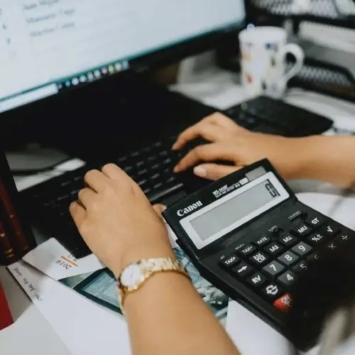 girl calculating report